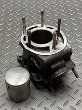 Yamaha TZR250 1KT 2MA TDR250 / RH Cylinder Barrel.