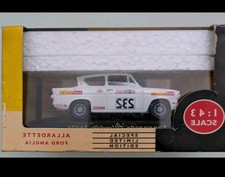 VANGUARDS VA1007 - FORD ANGLIA