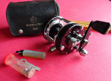 A VERY GOOD LIGHTLY USED CASED