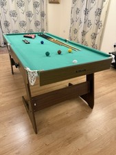Foldaway Snooker Table 6ft x 3ft, 3 Cues,  Balls, scoreboard