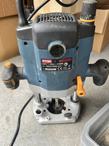 Ryobi plunge router 230v 1150w - ryobi,
