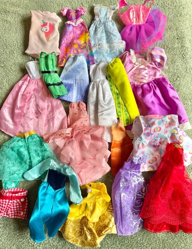 Fashion dolls clothes - dolls, bundle