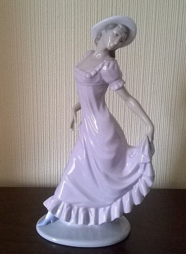 Nao lladro flamboyant lady - nao,