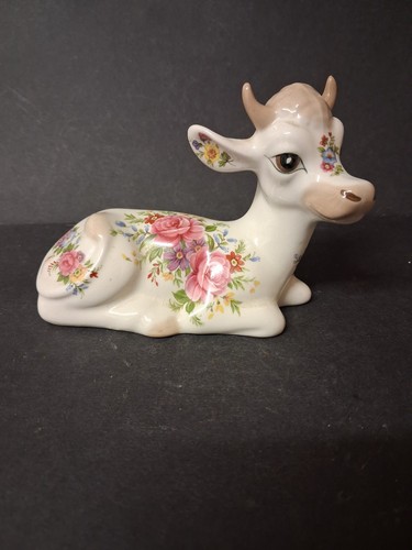 Studio szeiler floral - studio, cow
