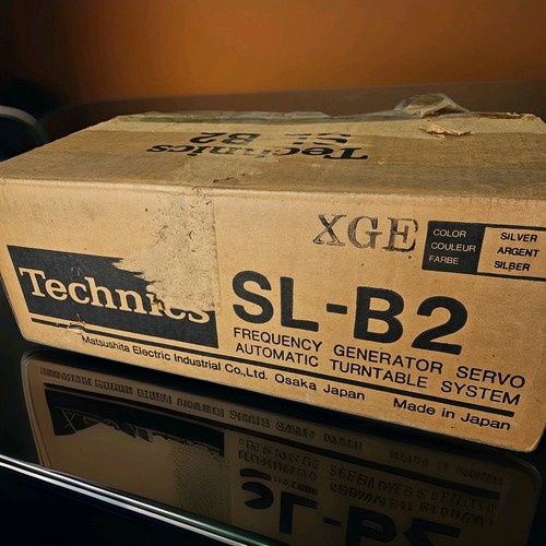 Display model technics b2 - model,