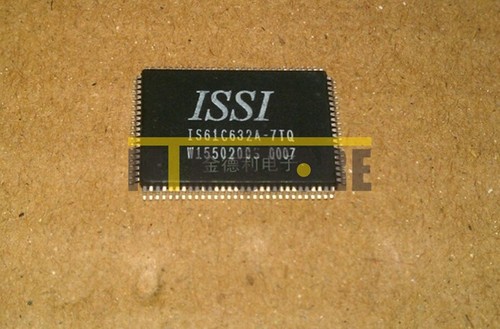 5pcs is61c632a 7tq - 5pcs, ram