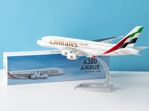 Emirates airbus a380 eog - emirates,
