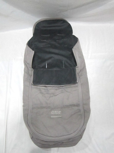 Mamas papas footmuff - &, airo