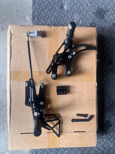 Cbr600rr trw rearsets 2007 - trw,