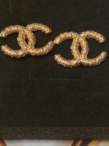 Chanel antique lava - chanel,