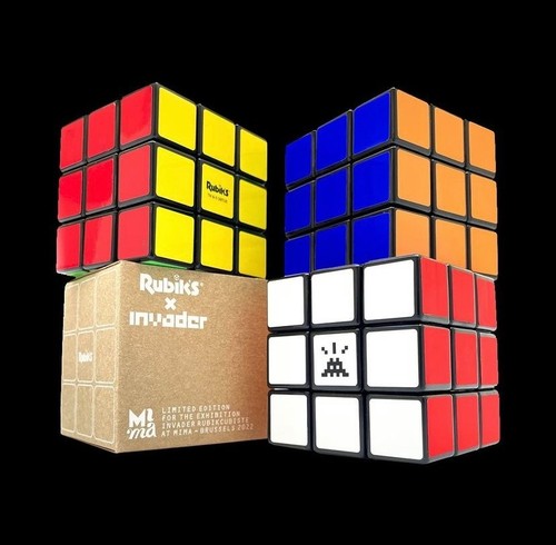 Rubik space invader cube - x,