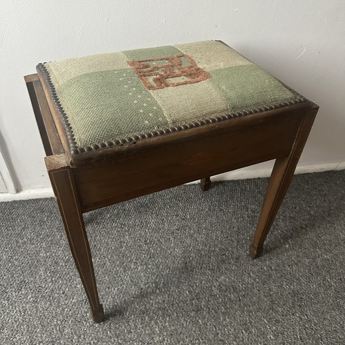 Piano music stool sewing - piano,