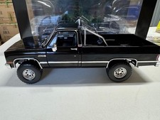 Greenlight 1982 GMC K-2500 Sierra Grande 1/18 Black Chrome Trim PROJECT TRUCK