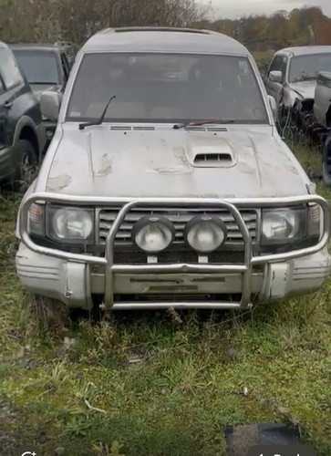 Mitsubishi pajero breaking - pajero,