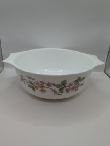 Vintage pyrex casserole - vintage,