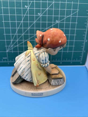 Hummel goebel figurine - hummel, big