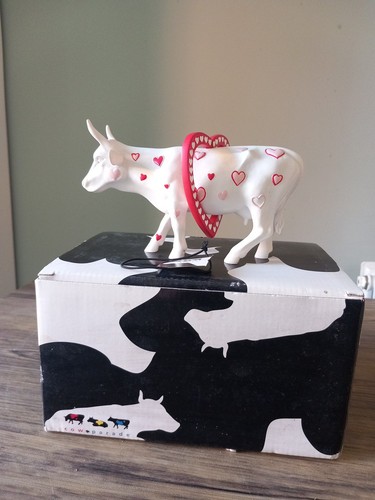 Cow parade the mood - in, for