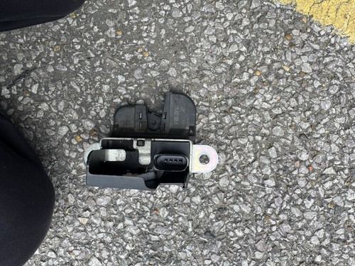 Tailgate boot lock latch catch - boot,