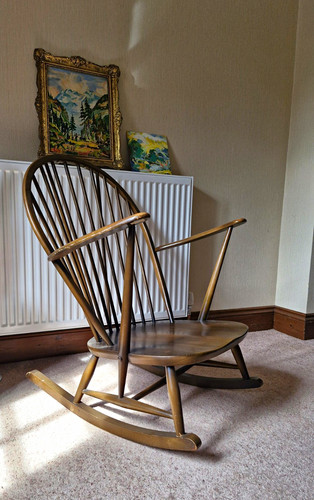 Vibtage ercol rocking chair - ercol,