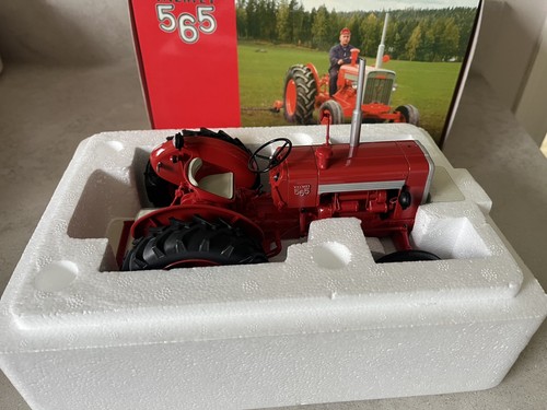 Universal hobbies valmet - -, 565