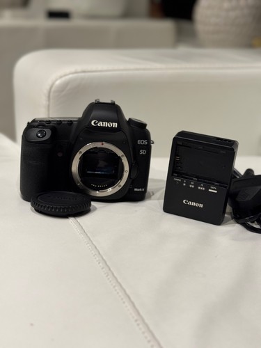 Canon eos mark digital - 5d,