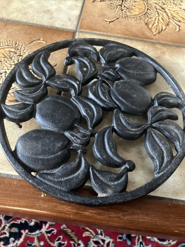 Vintage cast iron black - vintage,
