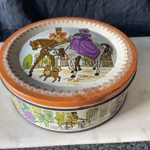 Quality street tin - street,