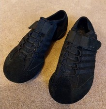 Capezio Jag Dance Trainer Size