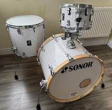 Sonor AQ2 Drum Kit In White