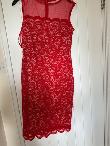 Betsy adam red lace dress - red,
