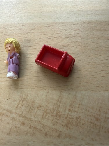 Polly pocket figure and - pocket,