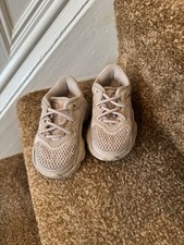 Infant adidas Originals Ozweego Trainers In Light Pink Size 4