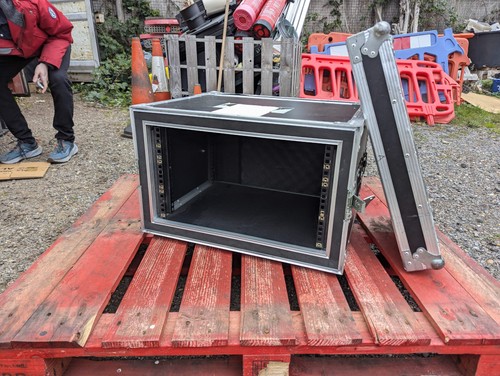 Foam sleeved shockmount - shockmount, 19"