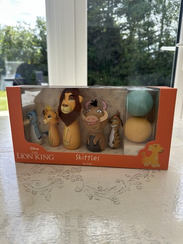 Disney lion king - lion, tree