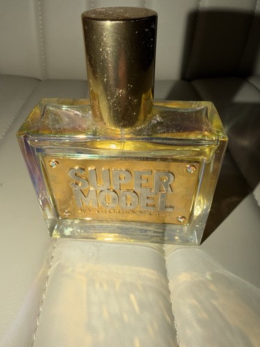 Victoria secret super model - victoria's,