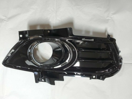 Fog light trim - bezel, black