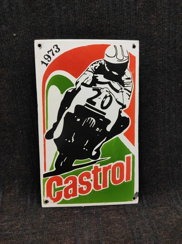 Porcelain castrol enamel metal - porcelain,