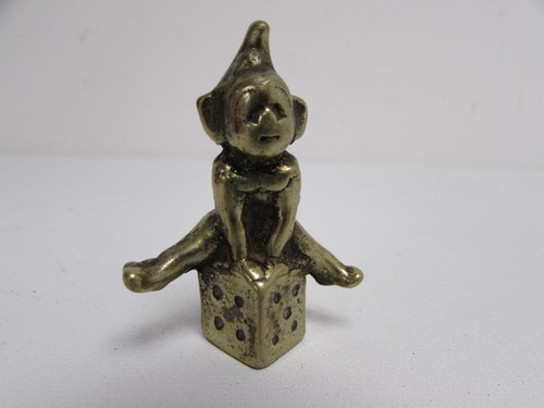 Small brass pixie on - (ref1ci),