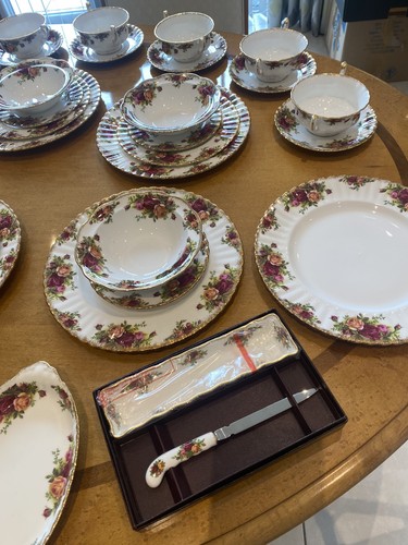 Royal albert bone - china, old