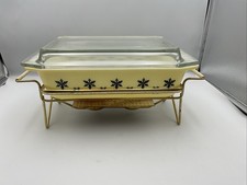 Pyrex Gaiety Casserole Dish