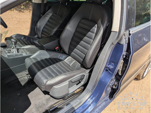Passat front passenger - cc,
