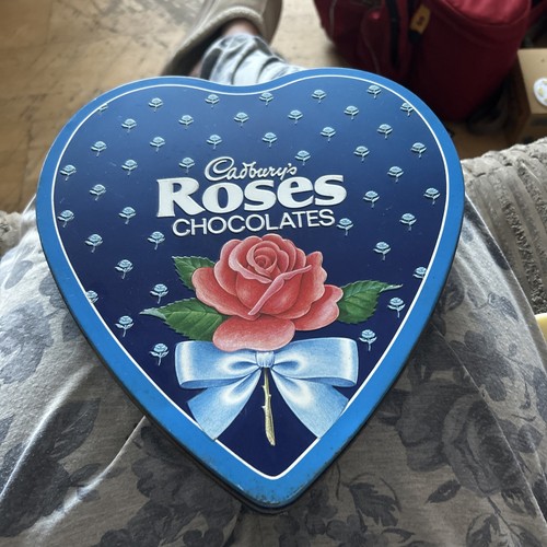 Vintage cadburys roses heart - cadburys,