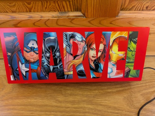 Marvel avengers logo light - avengers,