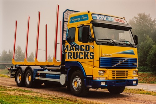 Truck photo volvo - truck,