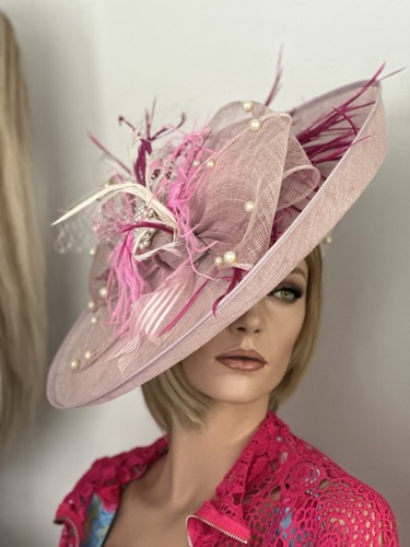 Hatinator races hat ladies day