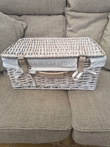 Alfred button hamper - hamper, co