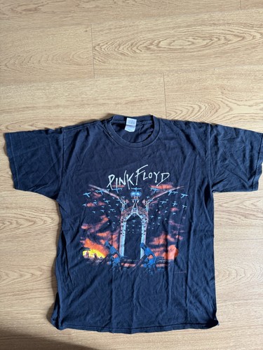1997 pink floyd band - pink, shirt
