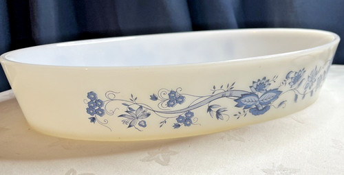 Vintage arcopal blue onion - arcopal,