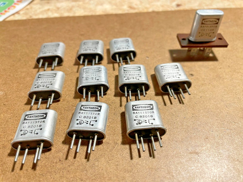 Raytheon raysistor lot - lot, 11