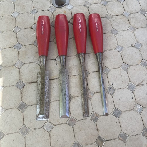 Vintage footprint chisels - footprint,